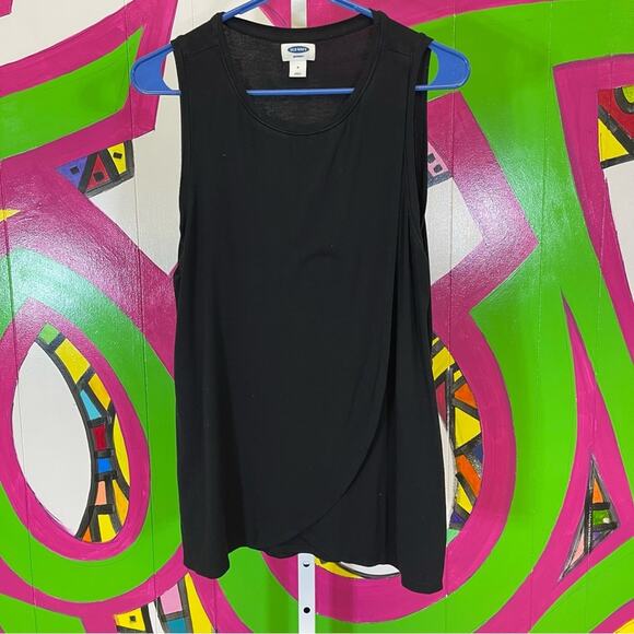 Old Navy Maternity Sleeveless Flowy Shirt. Size Medium. Excellent condition! - Picture 1 of 4